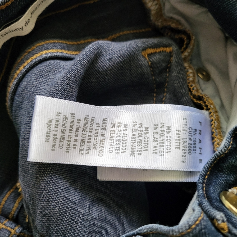 Frame Le Skinny De Jeanne Slit Rivet Raw-edge Jeans in Fayette - Picture 6 of 9